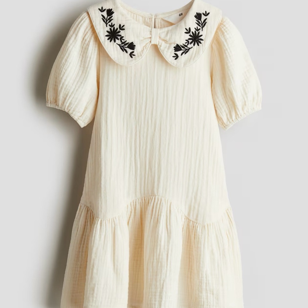 H&M Cream muslin dress with black floral collar